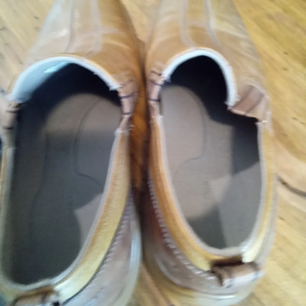 Rockport Men's Size 11 Cognac Brown Leather Slip-On Shoes